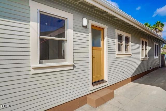 Building Photo - 130 N Ave 60