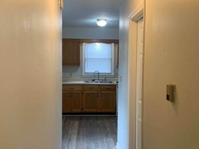 Building Photo - Available July 31st , 2026!!