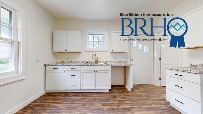 Building Photo - 4118 Holston Dr