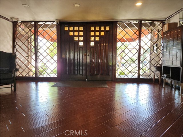 Building Photo - 316 N Maryland Ave