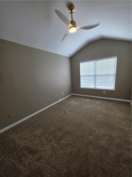 Building Photo - 7067 Brookview Cir