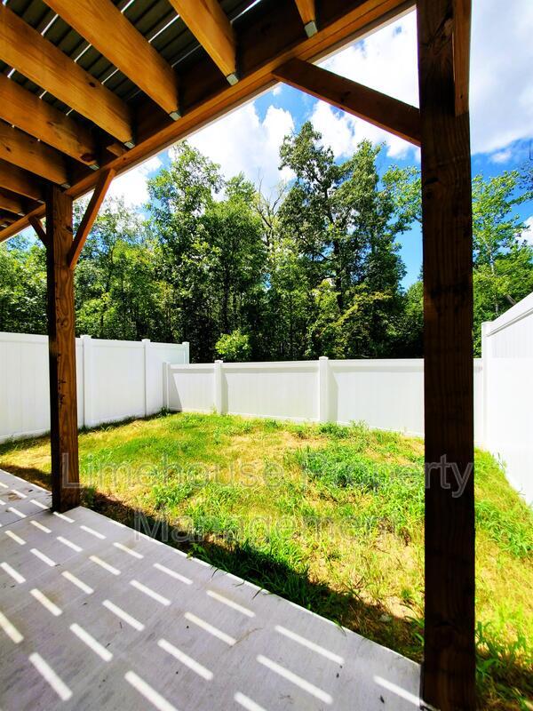 Building Photo - 946 Gabion Wy