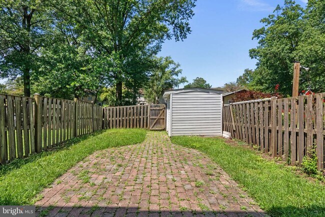 Building Photo - 9130 Bobwhite Cir