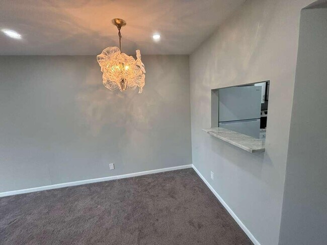 Building Photo - 21913 Lake Forest Cir