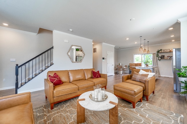 Building Photo - 6612 Bullrush Ct
