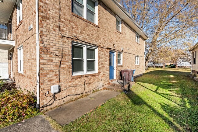 Building Photo - For Rent in Beautiful Chesapeake!