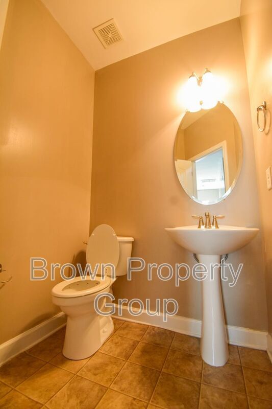 Building Photo - 6023 Daybrook Ct