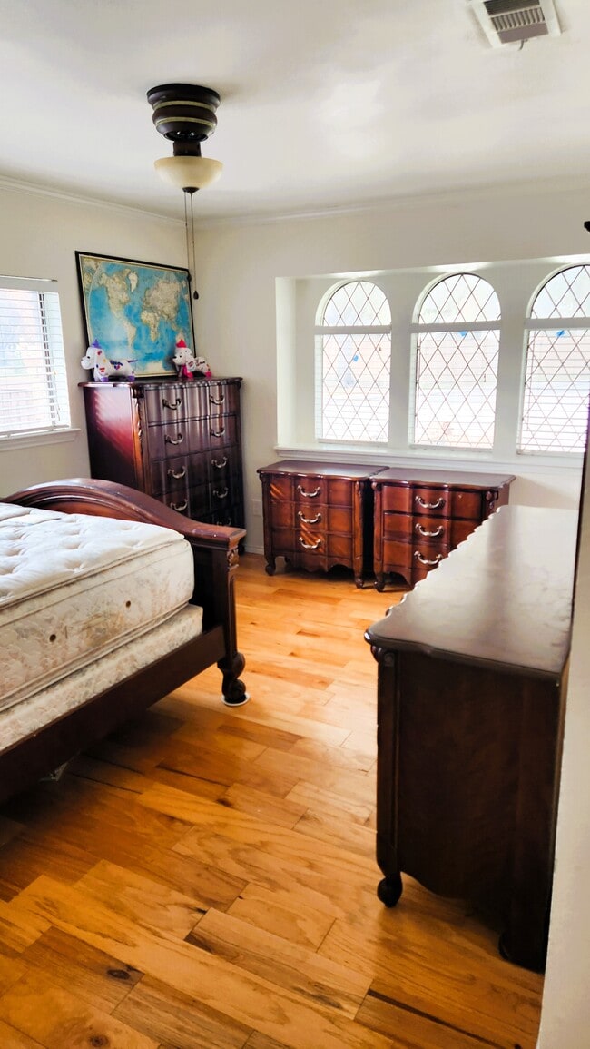 Building Photo - 4204 Country Brook Dr