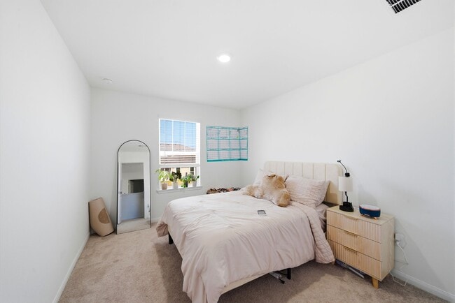 Building Photo - 23531 Autumn Harvester Dr