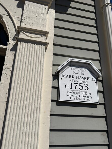 Building Photo - 23 Mugford St