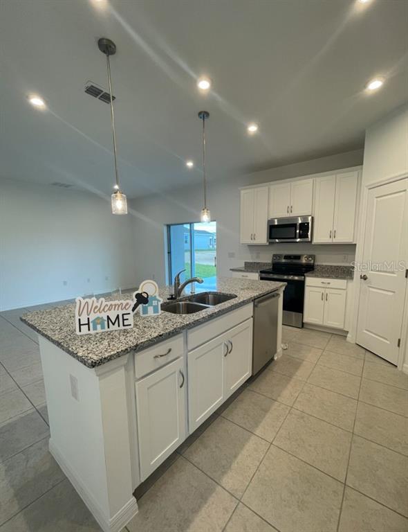 Building Photo - 1055 Patriot Lp