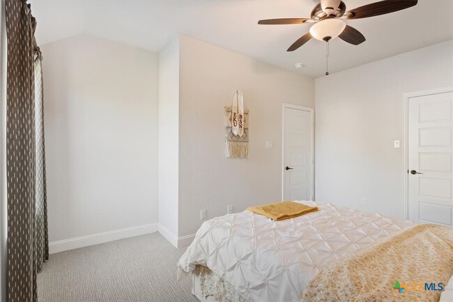 Building Photo - 2606 Legacy Ranch Dr