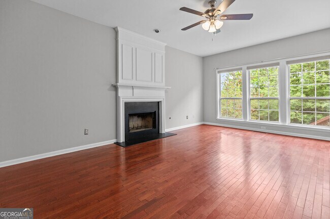 Building Photo - 2315 Hiawassee Dr NW