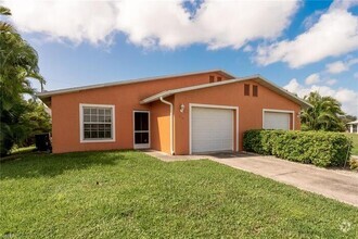 Building Photo - SE Cape Coral Duplex