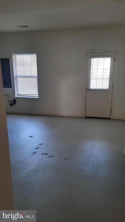 Building Photo - 815 Schooner Ln