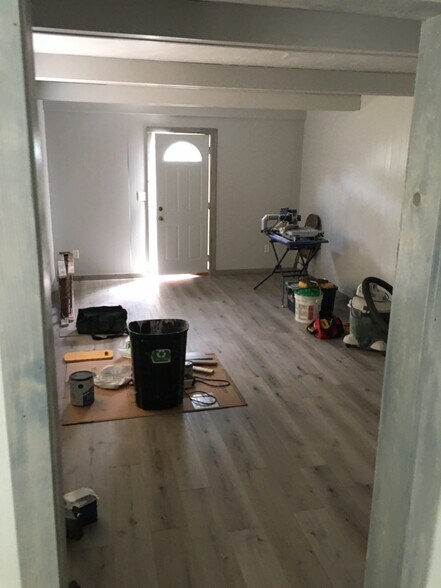 Building Photo - 1433 Witzel Ave