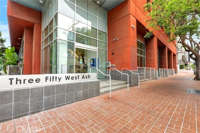 Primary Photo - 350 W Ash St