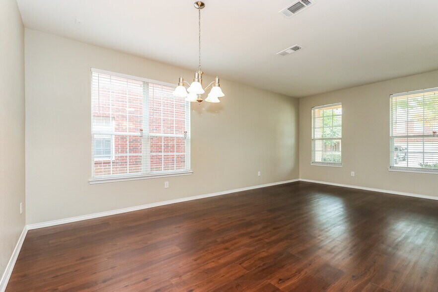 Building Photo - 1508 Merryvale Ct