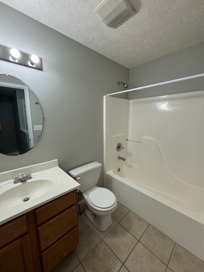 Building Photo - 3883-3887 Ledyard