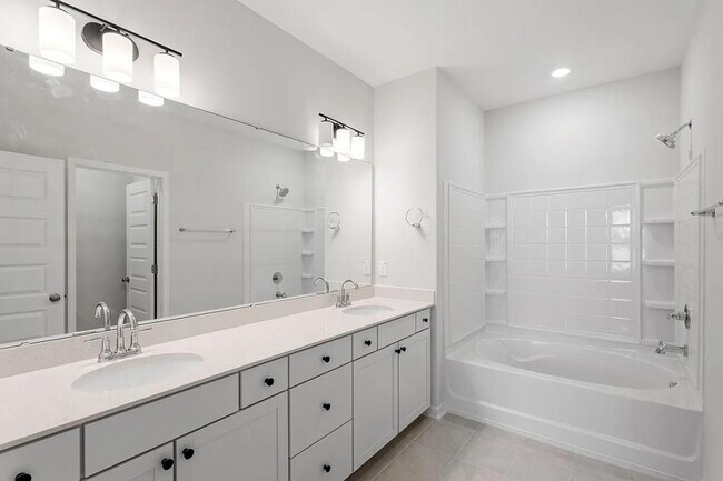 Building Photo - 51 Pansy Pk