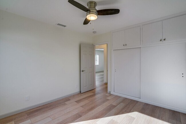 Building Photo - 11310 Argan Ave