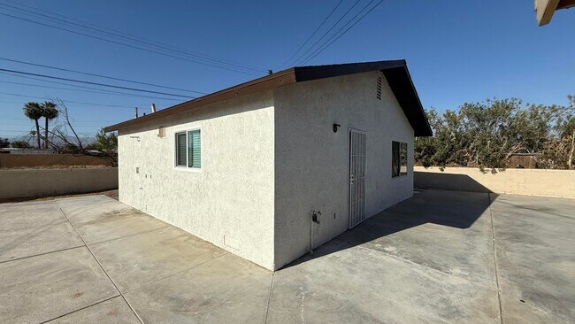 Building Photo - 81406 S Palo Verde Dr
