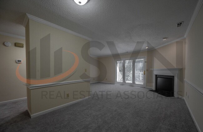 Building Photo - 3117 Coachman's Way