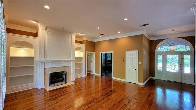 Building Photo - 905 Briar Ridge Dr