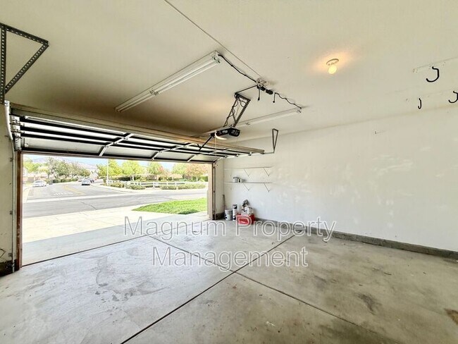 Building Photo - 36367 Sicily Ln