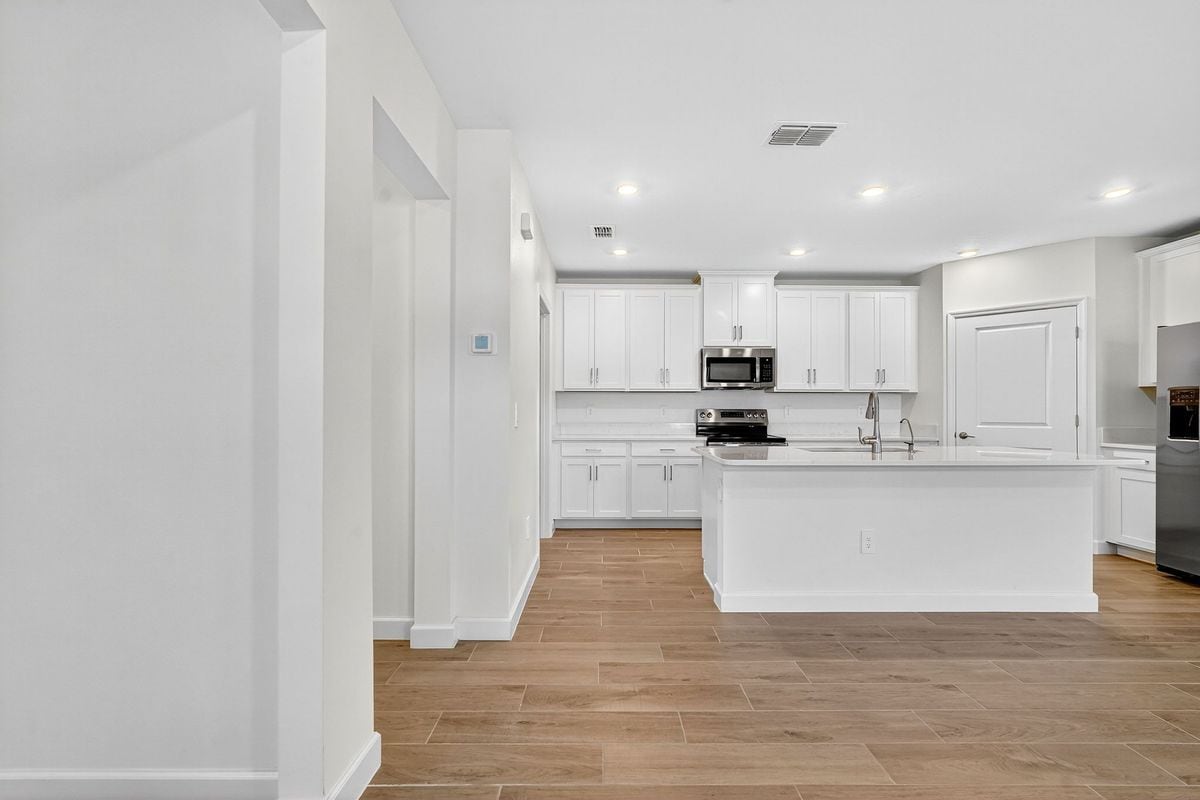 Building Photo - 10721 Gable Dig Lp