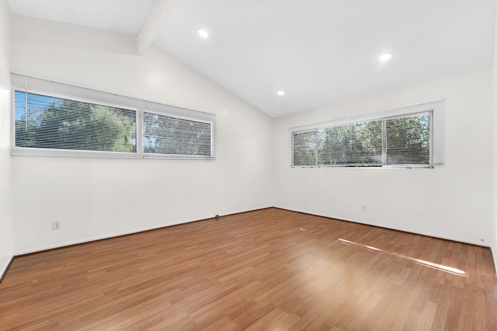 Building Photo - 4615 Arriba Dr