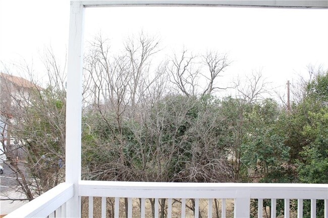 Building Photo - 109 W 38th St