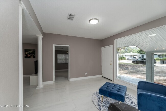 Building Photo - 5262 Tulane Ave