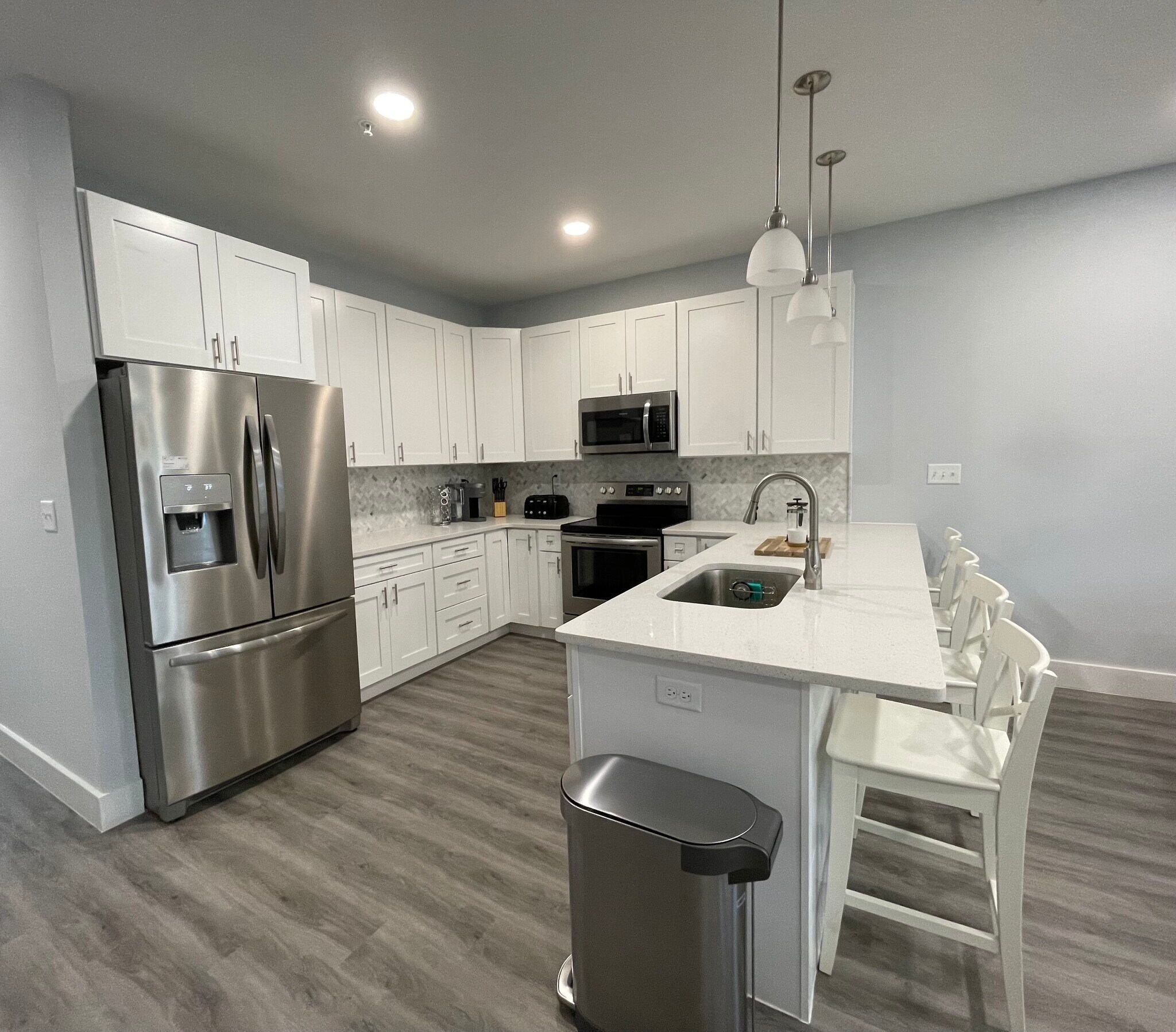 Building Photo - 2226 Joan Ave