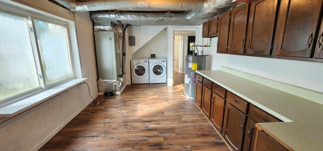 Building Photo - 169 Valleyview Dr