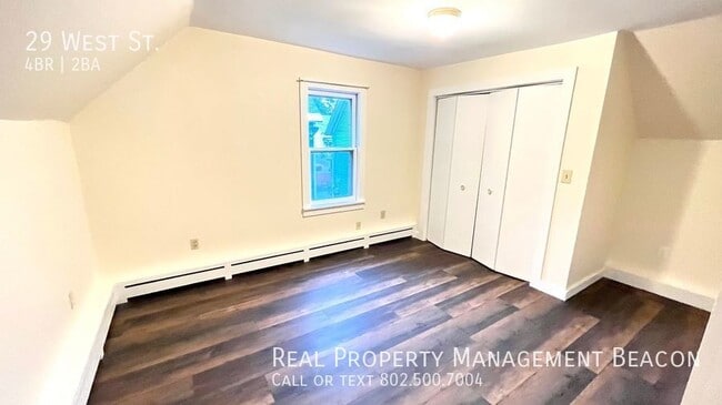 Building Photo - Newly renovated 4BR/3BA home Lebanon, NH $...
