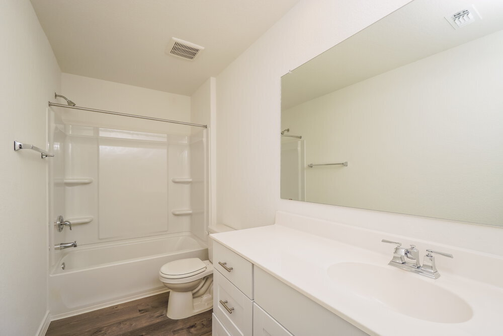 Building Photo - 1637 Viola Ln