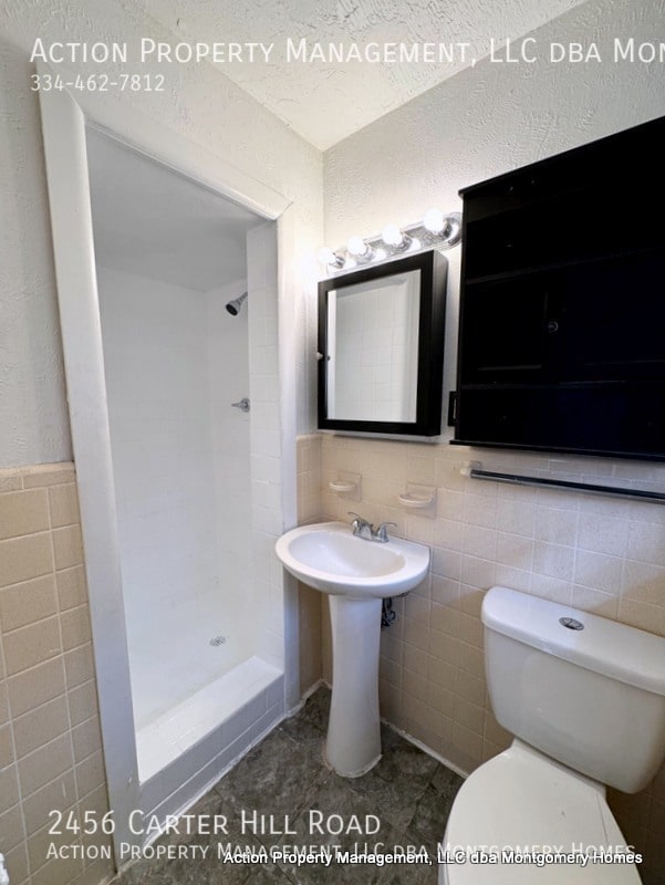 Building Photo - 2456 Carter Hill Rd