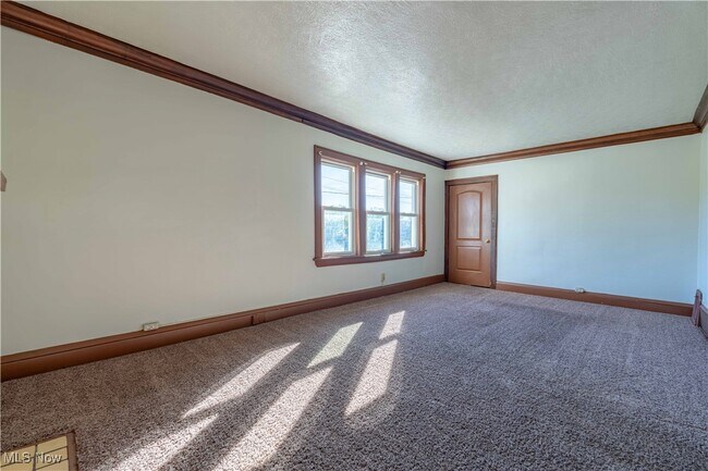 Building Photo - 774 Copley Rd