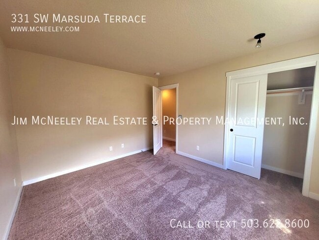 Building Photo - 331 SW Marsuda Terrace
