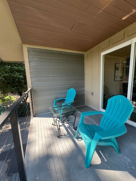 Building Photo - 2600 E Harrison Ave