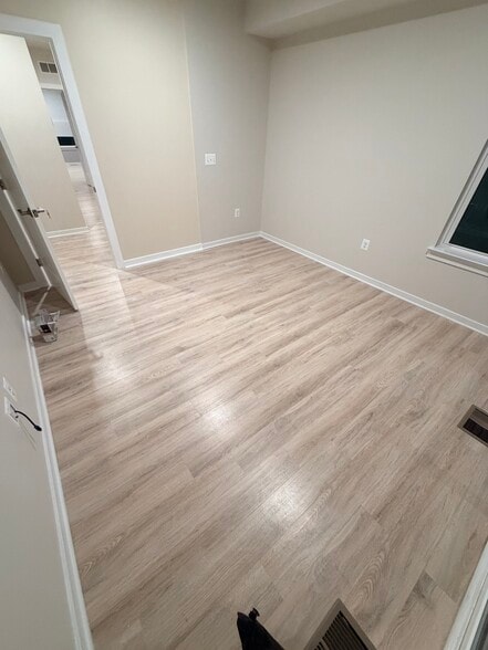 Building Photo - 20306 Newfoundland Sq