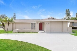 Building Photo - 5720 Chipper Dr
