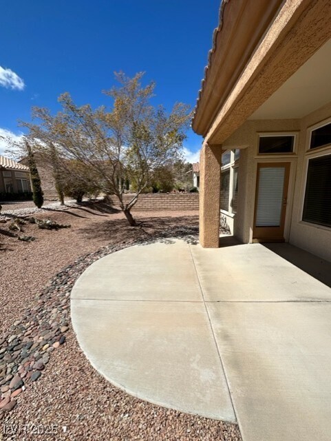 Building Photo - 10729 Shackleton Dr