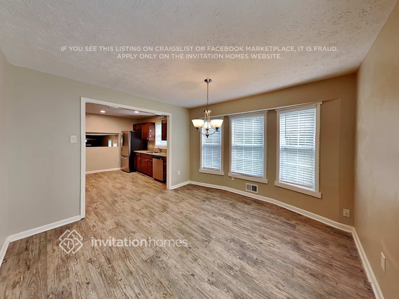 Building Photo - 595 Rivercrest Dr