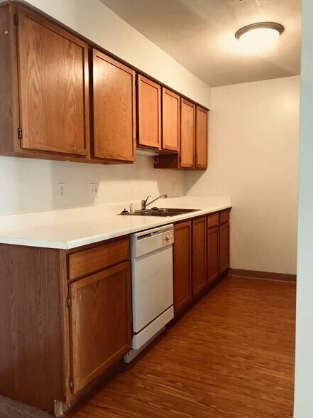 Kitchen - 1914 S 15th St