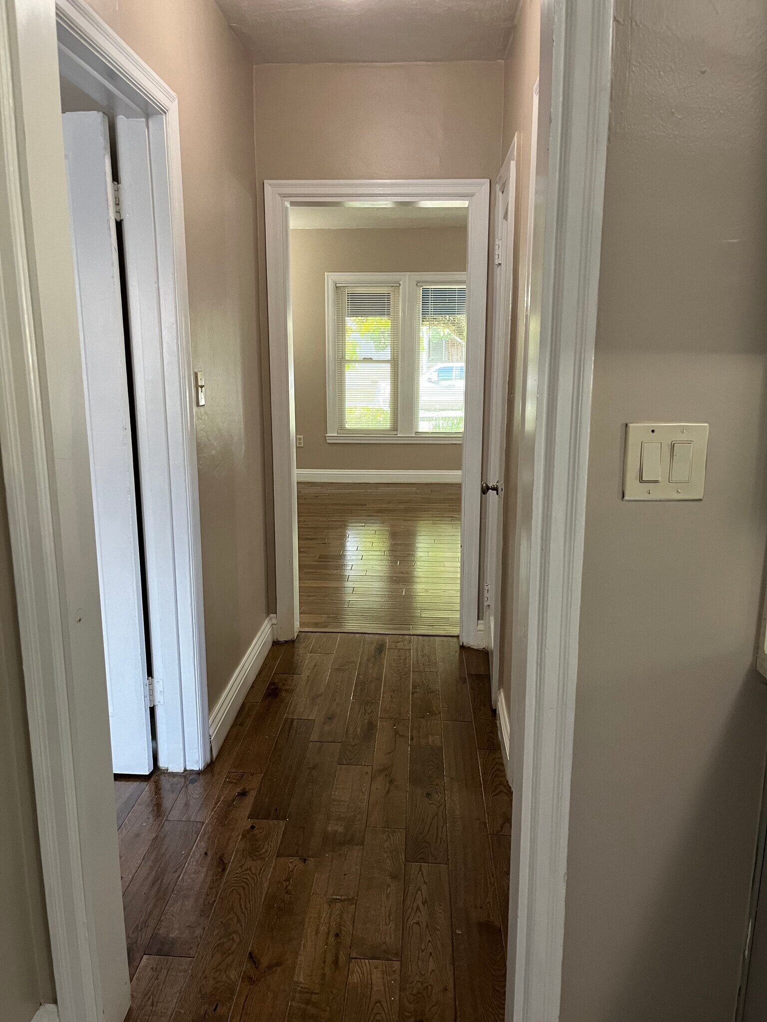 Hallway to Living Room - 2306 Pacheco St