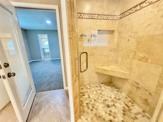 Building Photo - 28922 Savannah Dr