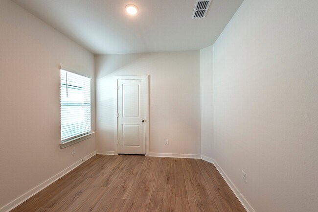 Building Photo - 16015 Sage Harvest St
