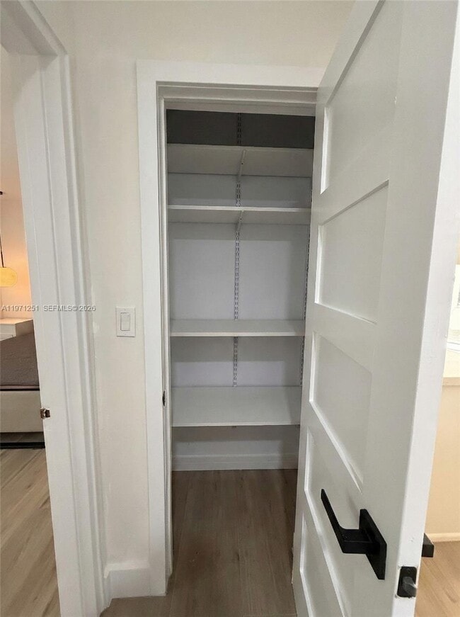 Building Photo - 1701 SW 13th Ct